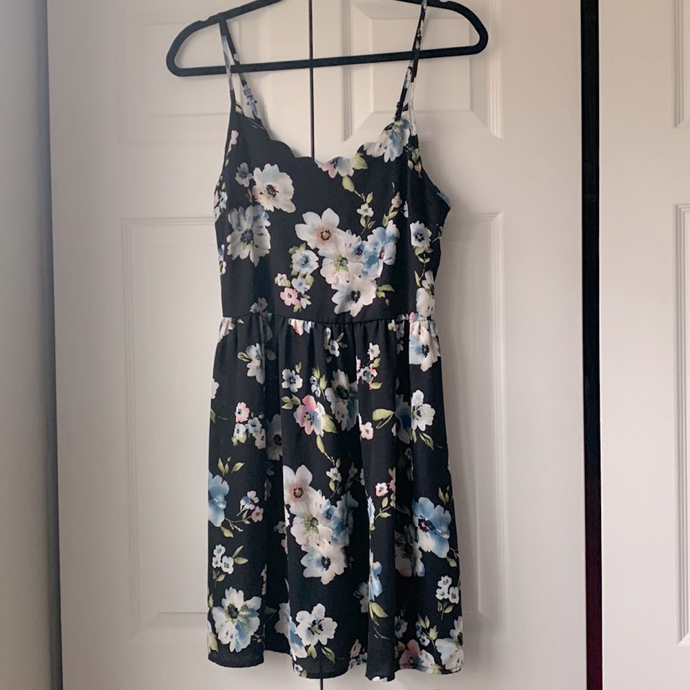 Xhilaration Black Floral Dress L